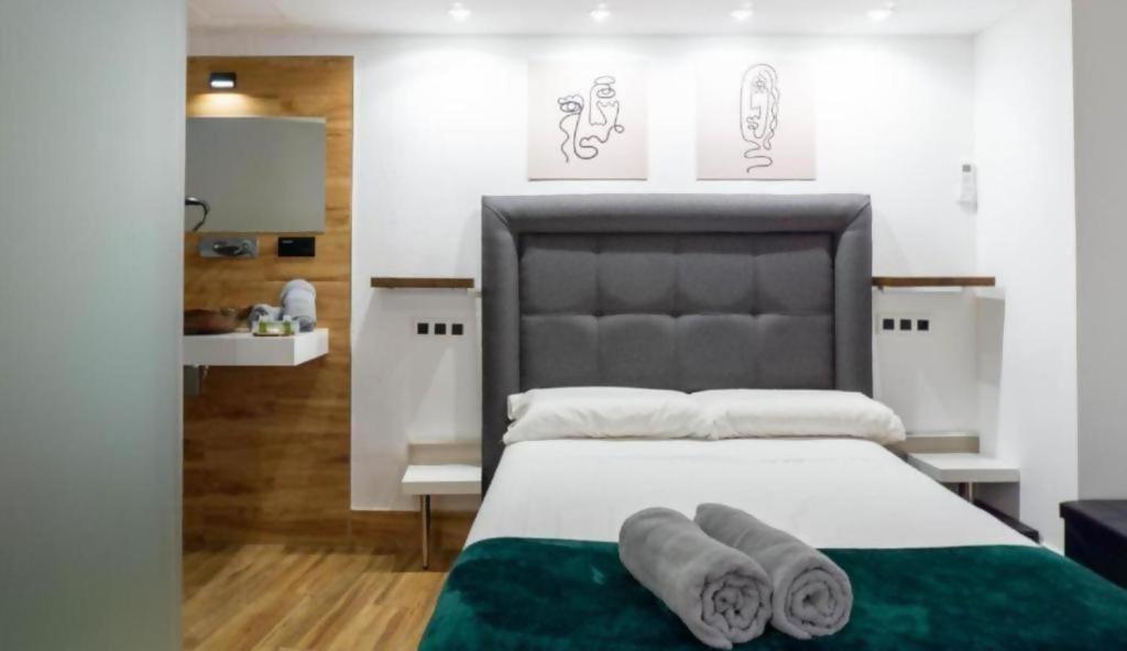 Ilustre Rooms Malaga Málaga Quarto foto